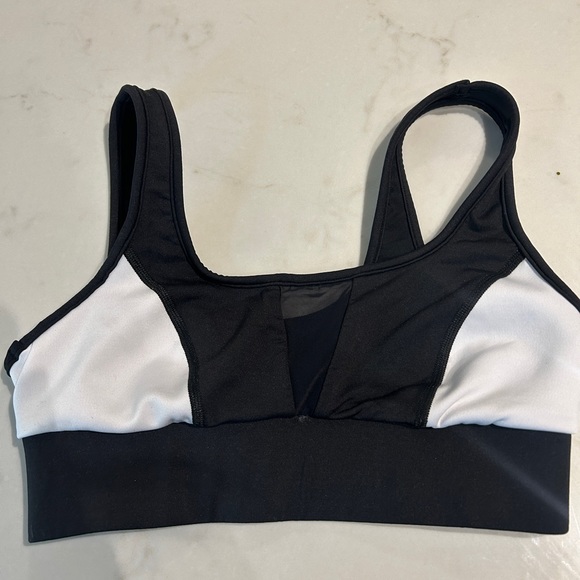 MICHI black & white sports bra -size small - Picture 2 of 4